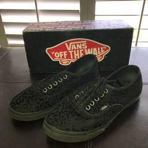 Authentic lo pro vans